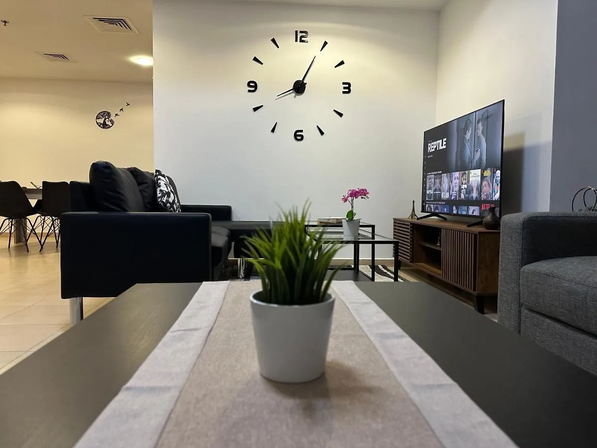 Moonlight Hostel Jbr - 2Min Walk To Jbr Beach - Gym - 2Min Metro Station - Poll Дубай