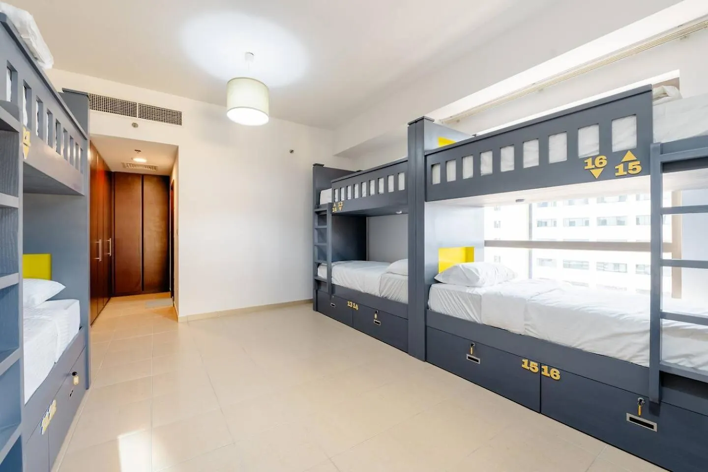 Moonlight Hostel Jbr - 2Min Walk To Jbr Beach - Gym - 2Min Metro Station - Poll Дубай ОАЭ